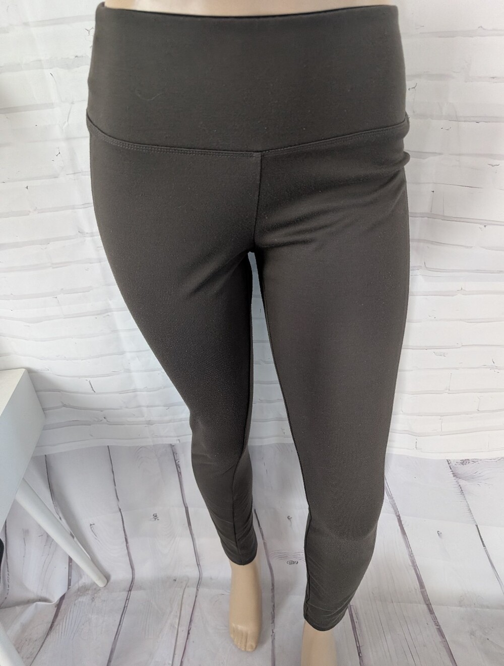Apt. 9 Green High-Waist Leggings
